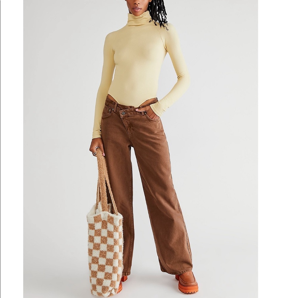 • ragged priest low rise baggy asymmetrical closure pants •